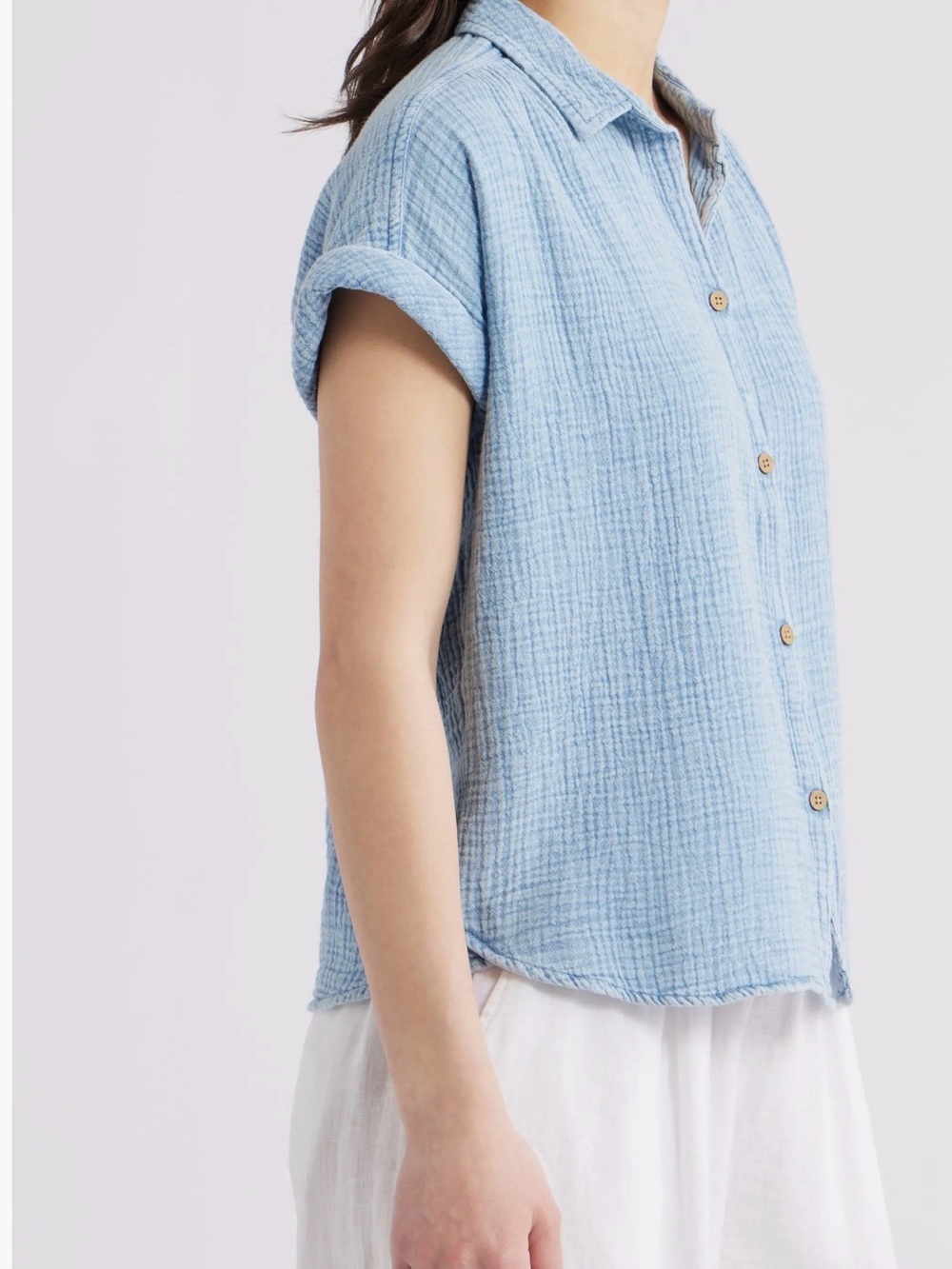 beachlunchlounge Dawson 100% Cotton Gauze Blue Acid Wash Button-Front Top Size X - Picture 3 of 9